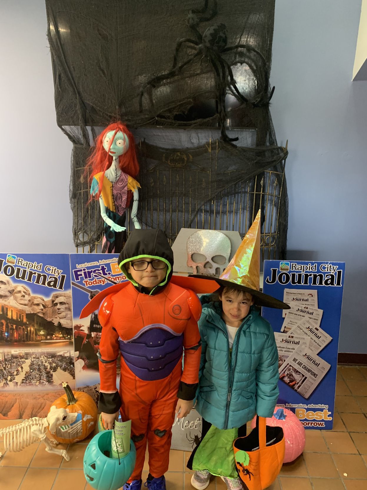 Halloween Pictures to run in Thursday's paper 109.JPG